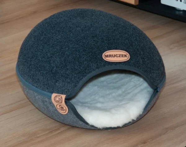 Kapsuła Cat House z filcu „Nocny granat” — zdjęcie 2 Kapsuła Cat House z filcu „Nocny granat” — zdjęcie 2